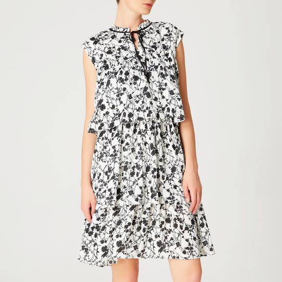 Kurzes Kleid mit Rüschen und Blumendruck - Image 4