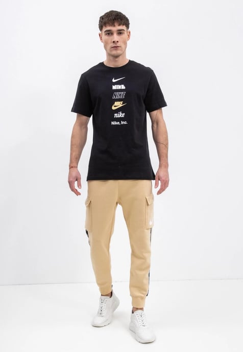 Nike Stack Logo Herren-T-Shirt in Schwarz - Image 4
