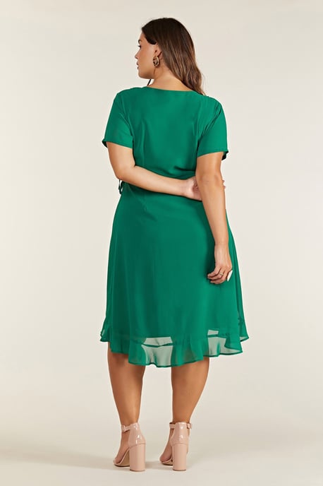 Robe portefeuille grande taille verte à volants et houppes - Image 2