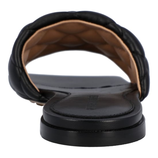Bottega Veneta Women Padded Flat Sandal in Black lambskin
