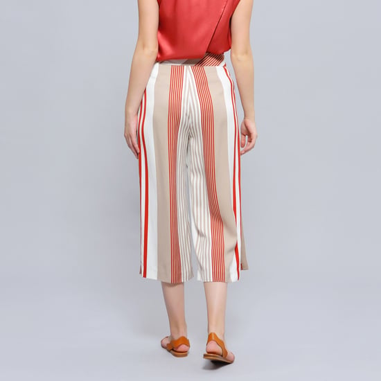 Caprihose mit Streifendruck und Falten - Image 3