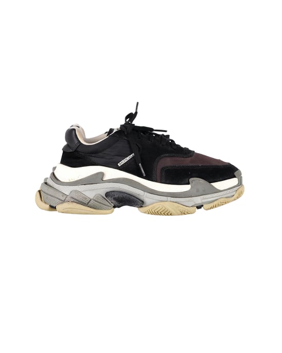 Balenciaga Triple S Sneakers aus schwarzem und burgunderfarbenem Wildleder - Image 1