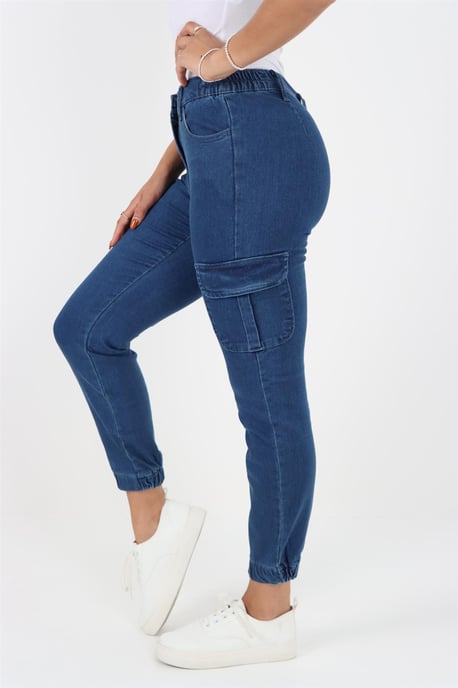 Damen-Jeans mit seitlichem elastischem Bund und Bündchen in Blau - Image 3