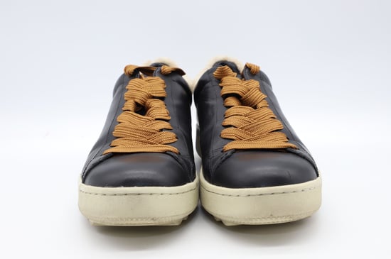 Coach C101 Lammfell-Sneaker aus schwarzem Leder - Image 2