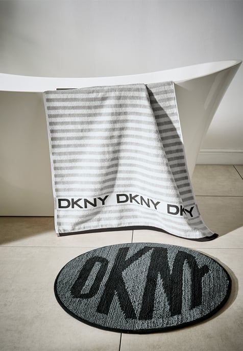 Circle Logo Bath Mat Blk