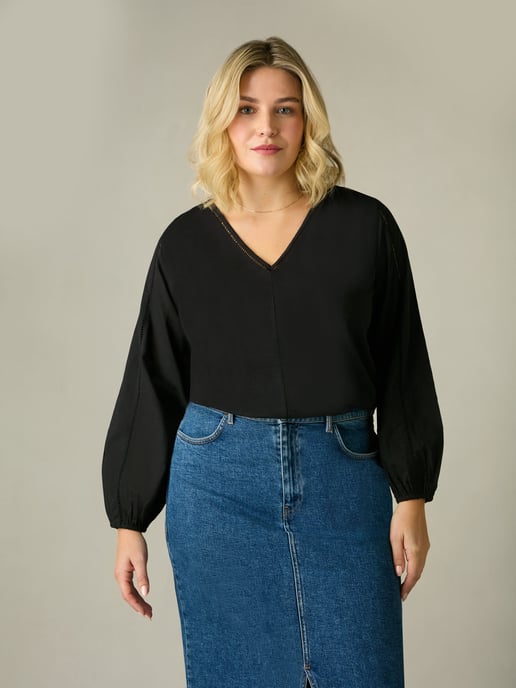 Black Cotton Slub Ladder Trim T-Shirt