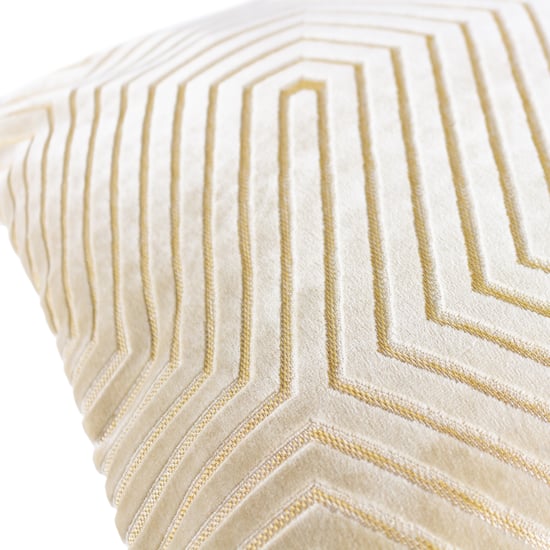 Paoletti Evoke Geometrisches Schnittvelours-Kissenbezug - Image 4