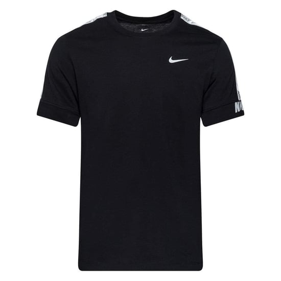 Nike Herren NSW Repeat T-Shirt Schwarz - Image 4