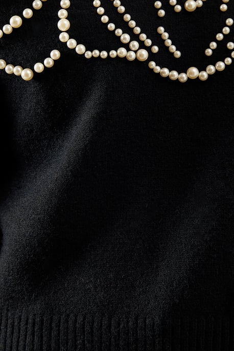 Pearl Embellished V Neck Knitted Jumper