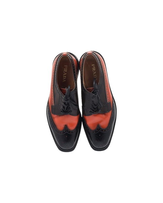 Prada Flatform Derby Brogue Schnürschuh aus schwarzem Leder - Image 6