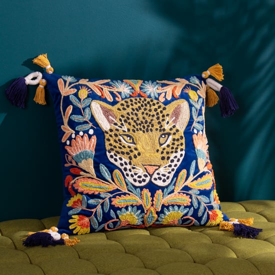 Wylder Tropics Regal Leopard bestickter Samt Kissenbezug - Image 6