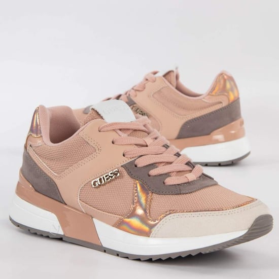 Guess Damen-Sneaker in Nude - Image 2