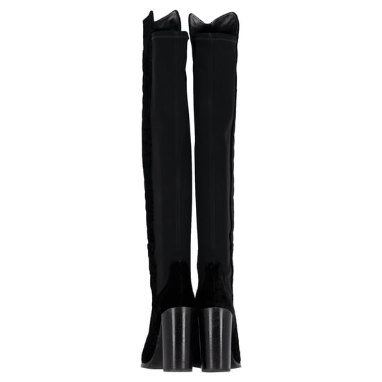 Stuart Weitzman – Kniehohe Stiefel mit Krokodilprägung aus schwarzem Samt - Image 4