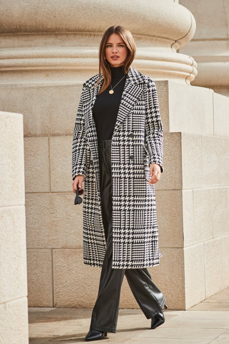 Black & White Dogtooth Print Longline Coat