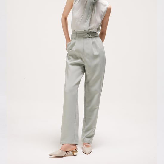Karottenhose mit Gürtel - Image 2