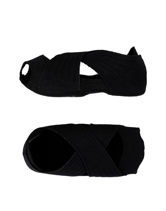 Nike Black Sneakers
