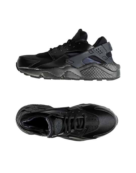 Nike Black Sneakers
