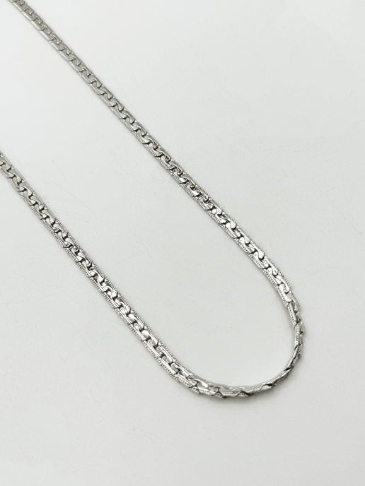 Interlocked Chain Necklace in Silver