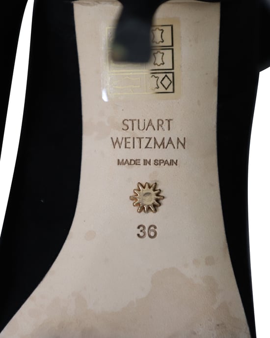 Stuart Weitzman Kristall-Schnallen-Kera Stiefeletten aus schwarzem Wildleder - Image 6