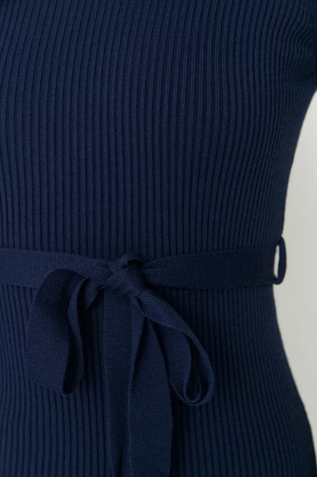 Trendyol Femmes  Vélo Collier Une ligne Robe - Image 4