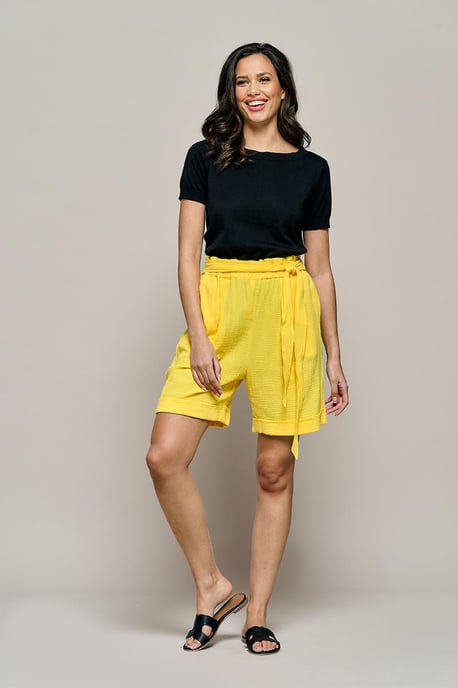Caley Short Gelb - Image 1