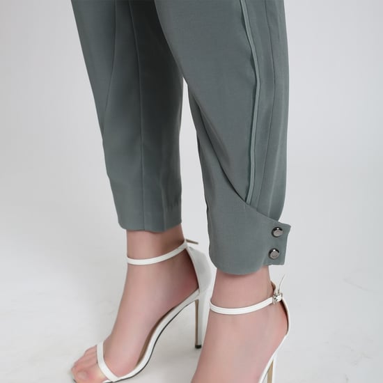 Konisch zulaufende Hose aus Bi-Material - Image 3