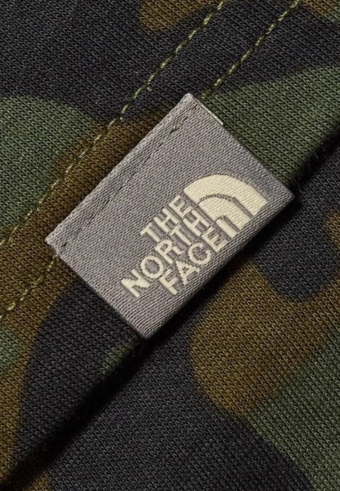 The North Face Mens T Shirt SS einfache Kuppel Tee Camo drucken - Image 4