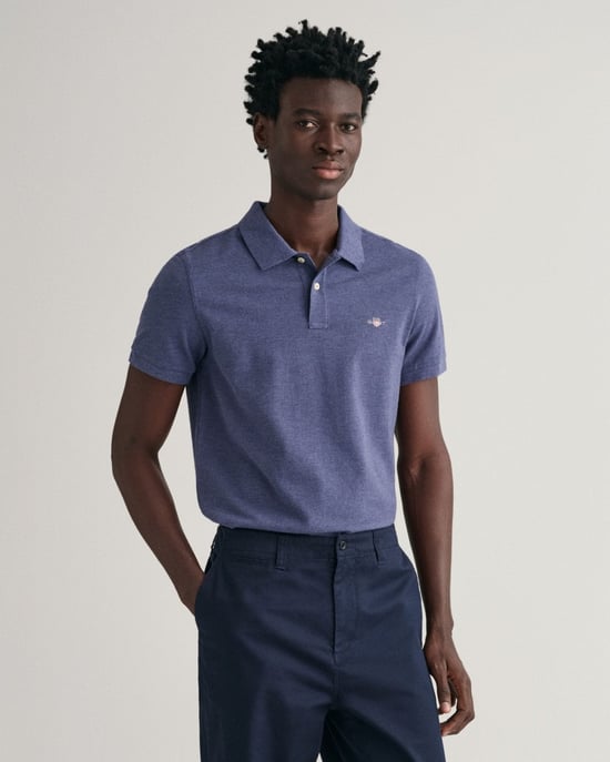 GANT Herren Slim Fit Kurzarm-Piqué-Poloshirt mit Schild-Logo - Image 1