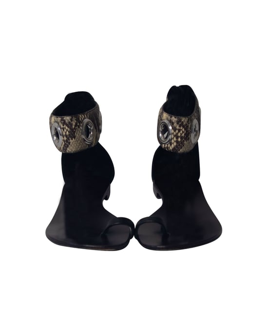 Giuseppe Zanotti Schlangenhautdruck Riemchensandalen in schwarzem Leder - Image 2