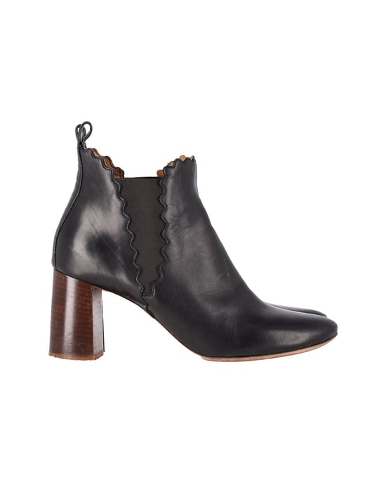 Chloé Geschwungene Chelsea-Stiefel aus schwarzem Leder - Image 1