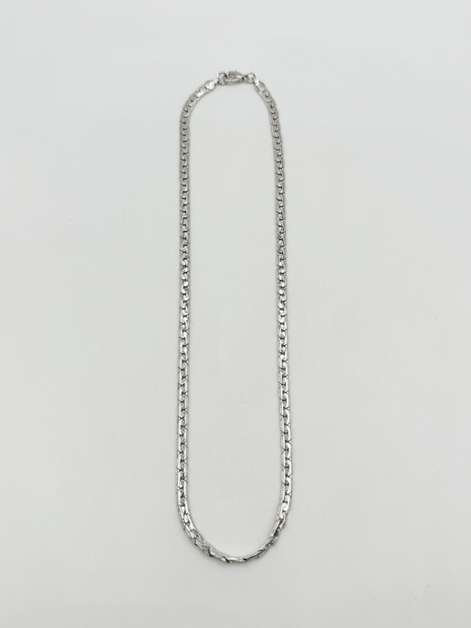 Interlocked Chain Necklace in Silver