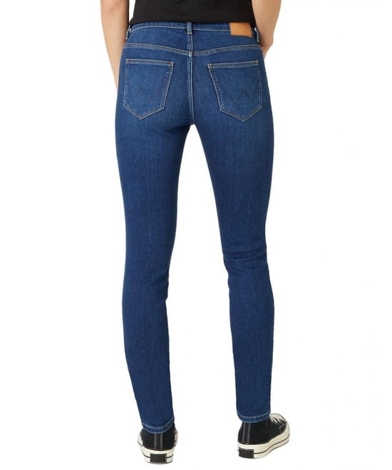 GB - Wrangler - SKINNY AUTHENTIC LOVE