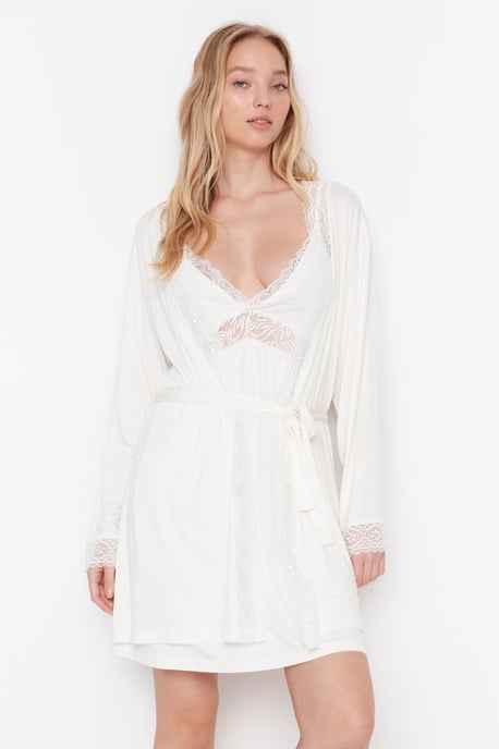Trendyol Damen Morgenmäntel mit Raglanärmeln und Schalkragen - Image 2
