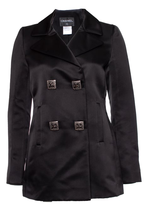 Seidenjacke mit verzierten Knöpfen - Image 1
