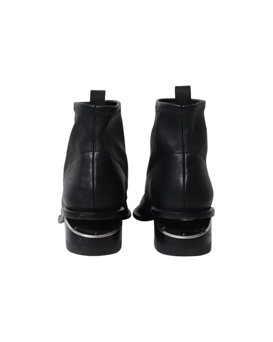 Alexander Wang Kori Cutout Stiefeletten aus schwarzem Leder - Image 4