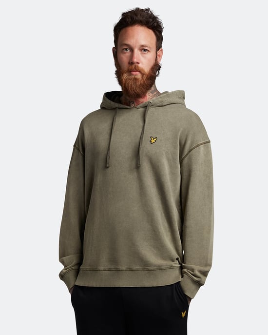 Lyle & Scott Gewaschener Hoodie in Olive - Image 1
