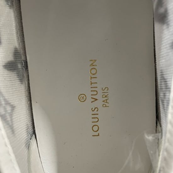 Louis Vuitton Monogram Mesh Akzent Low-Top Sneakers aus weißem Leder - Image 5