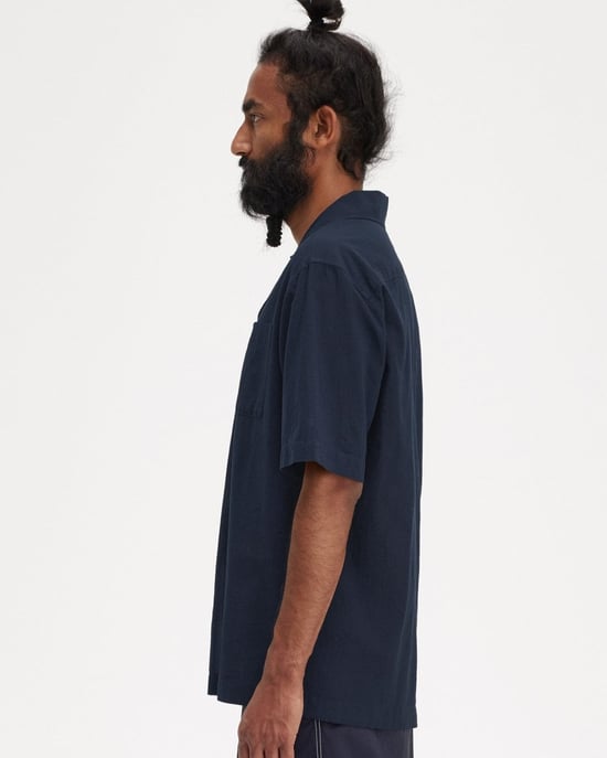 Fred Perry Herren Leichtgewicht Textur Reverskragen Kurzarmhemd - Image 5