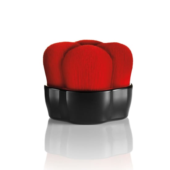 Hanatsubaki Hake Polishing Face Brush - Image 1