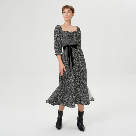 Geräuchertes Kleid mit quadratischem Kragen und Liberty-Print - Image 3