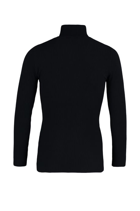 Trendyol Hommes Col roulé Corps conique Chandail - Image 6