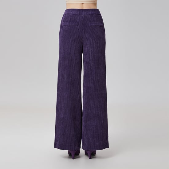 Gerade Hose aus Samt - Image 6