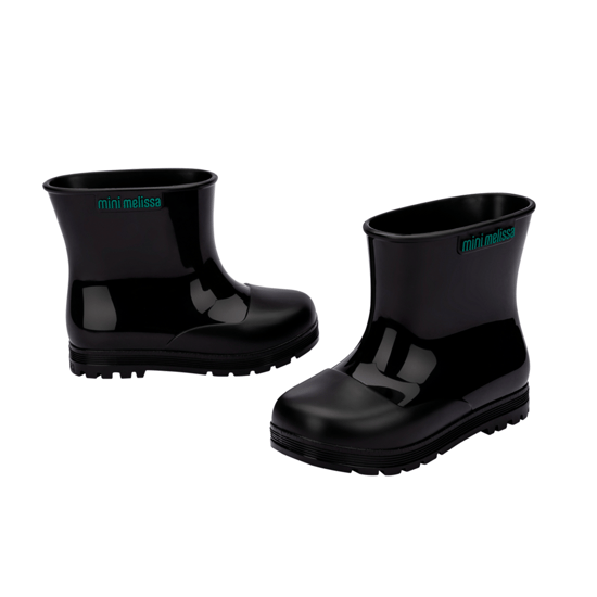 Welly Black