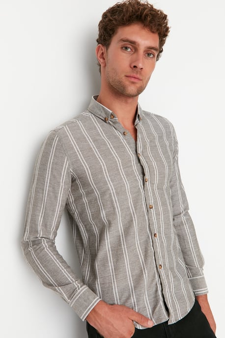 Trendyol Garçon Col boutonné Bras standard basique Chemise - Image 3