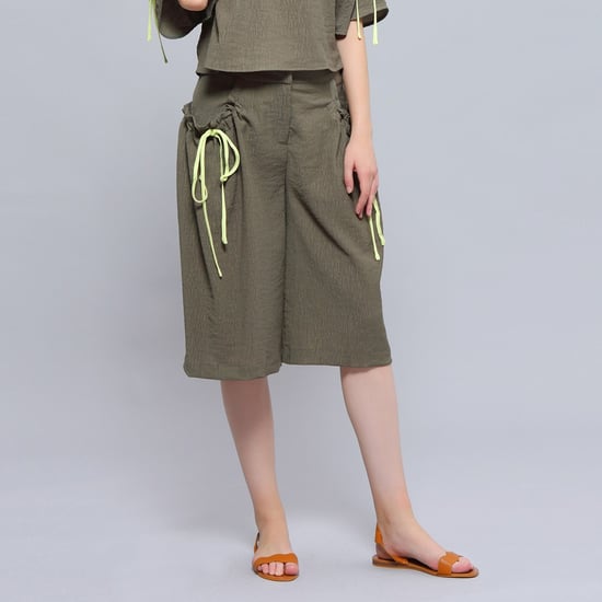 Lässige Capri-Hose mit weitem Bein - Image 3