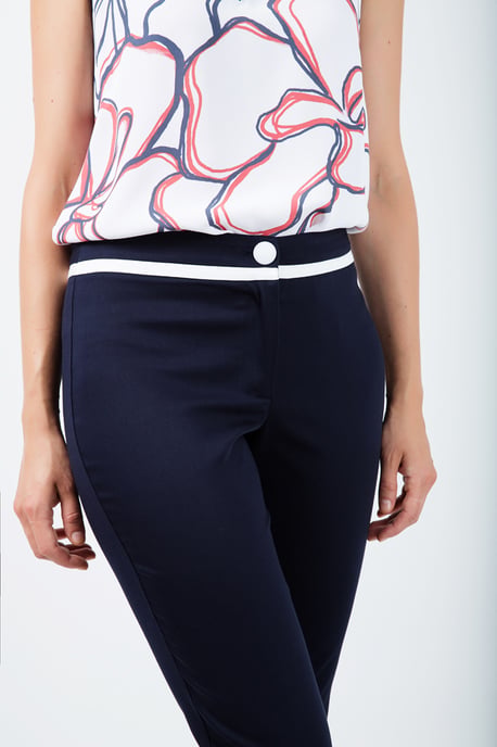 Taillierte Hose mit kontrastierendem weißen Streifen - Image 2