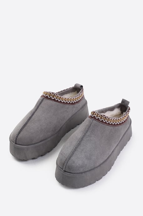 Wheres That From Womens 'Freeze' Flatform Embroidered Low Ankle Slipper Boots