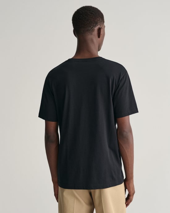 Gant Regular Archive Shield Emb T-Shirt - Image 4