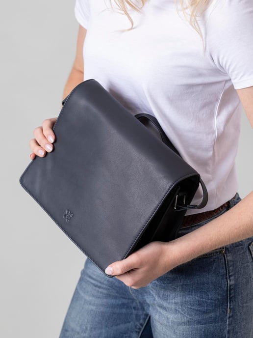Ennerdale Leather Organiser Bag in Navy