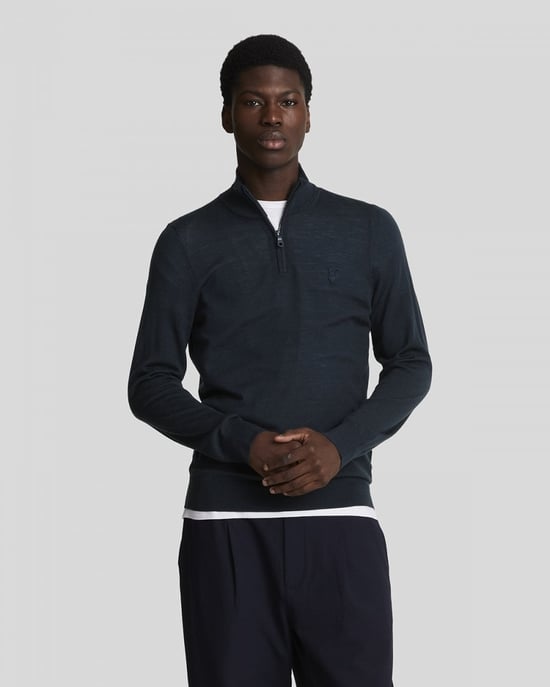 Lyle & Scott Tonal Eagle Merino Herren Viertel-Reißverschluss-Pullover - Image 1